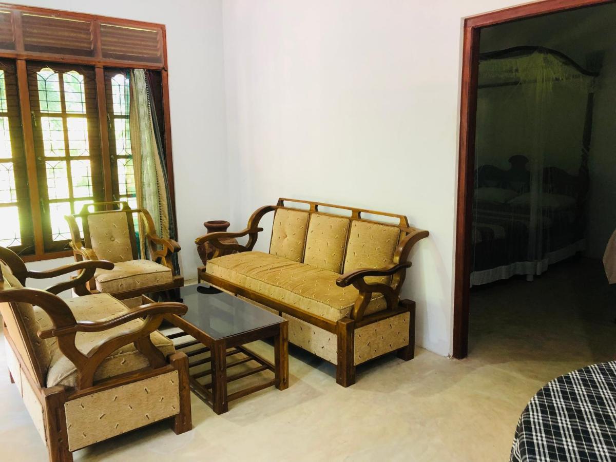 Jungle View Guesthouse ウナワトゥナ エクステリア 写真